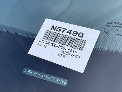 Used 2025 Lexus NX 350 AWD w/ Accessory Package (2T) image 38
