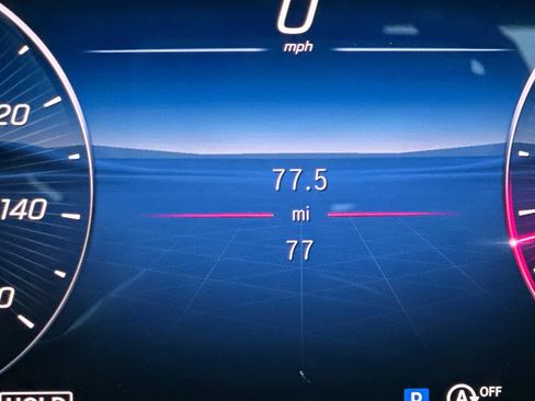 New 2025 Mercedes-Benz C 300 Sedan image 34