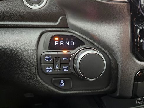 New 2026 RAM 1500 Big Horn w/ Sport Appearance Package AWD/4WD image 30