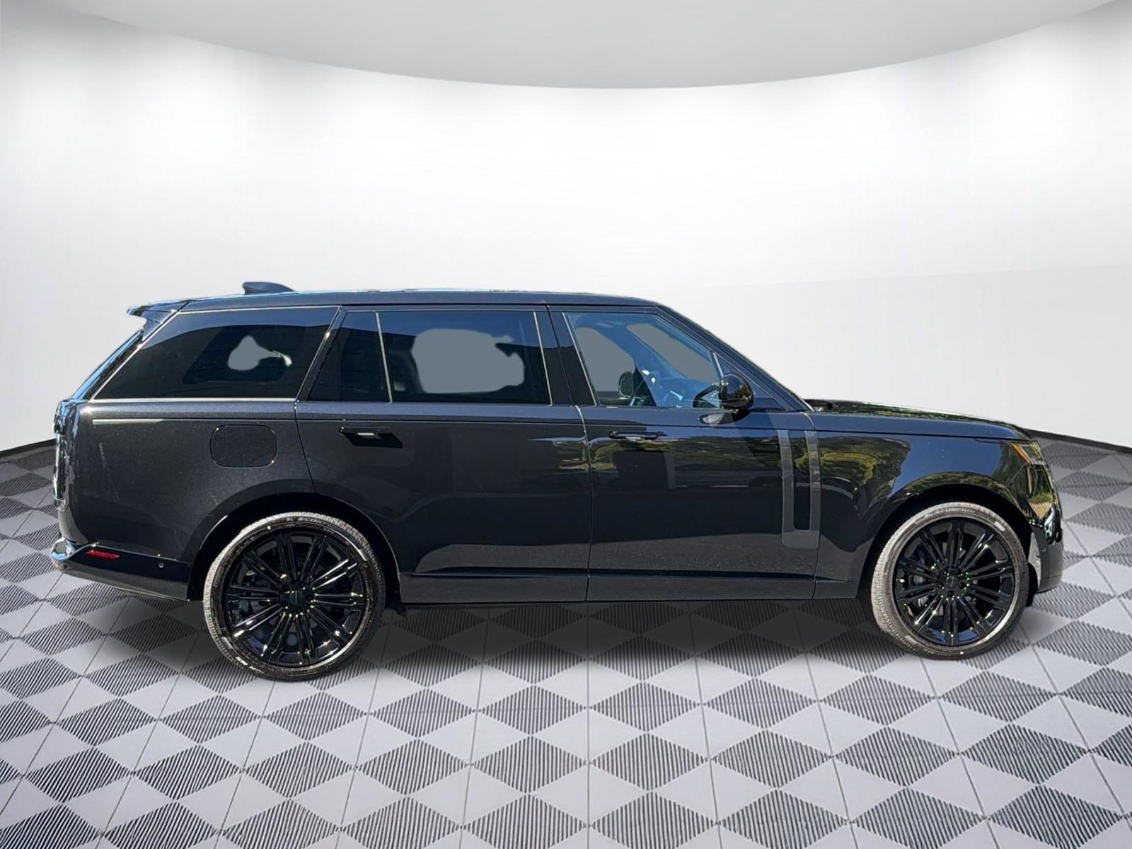 New 2026 Land Rover Range Rover Long Wheelbase SE AWD/4WD image 8