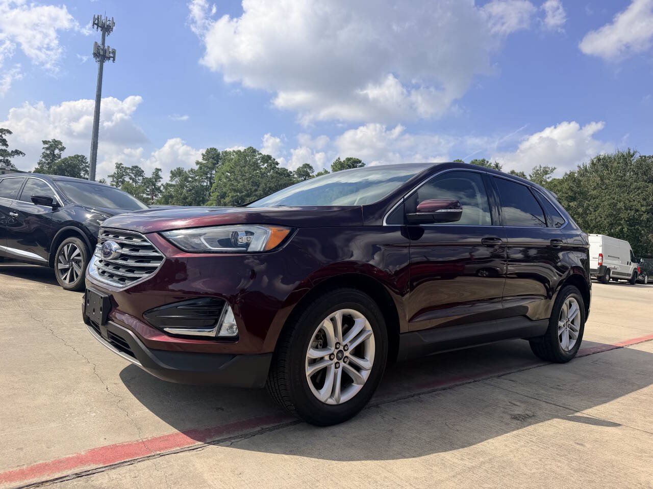 Used 2019 Ford Edge SEL w/ Equipment Group 201A AWD/4WD image 2