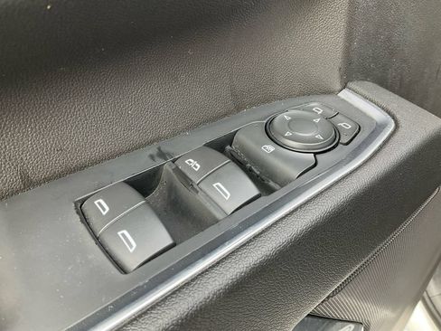 Used 2024 Chevrolet Silverado 2500 LT AWD/4WD image 32