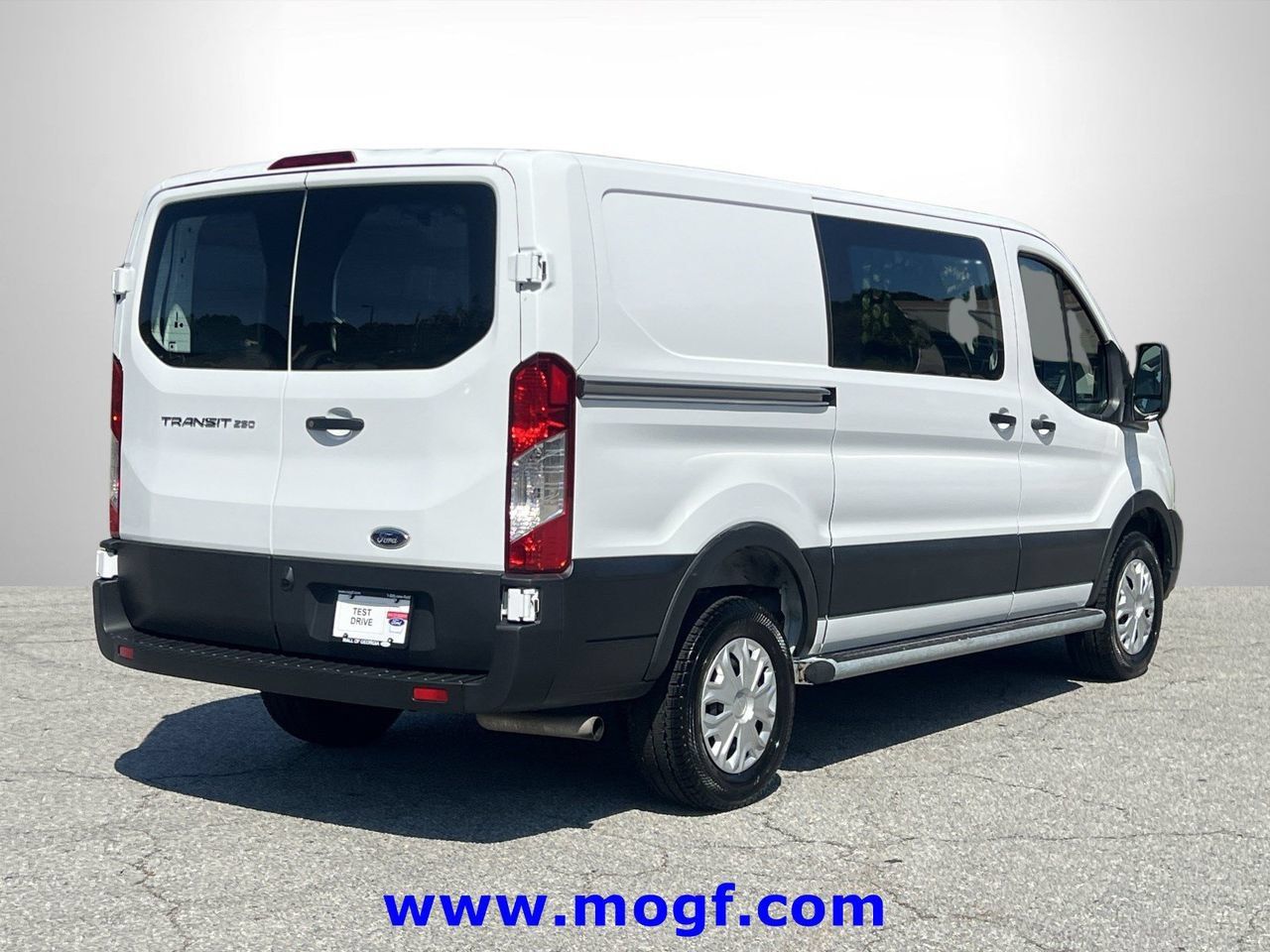Used 2025 Ford Transit 250 Low Roof w/ Exterior Upgrade Package RWD image 3