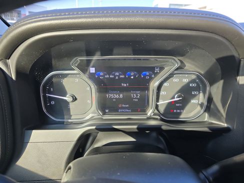 Used 2022 GMC Sierra 3500 Denali image 21