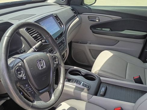 Used 2022 Honda Ridgeline RTL-E image 17