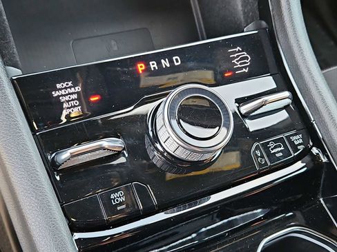 Used 2022 Jeep Grand Cherokee Trailhawk w/ Luxury Tech Group III image 33