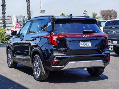 Certified 2024 Kia Seltos S FWD image 5