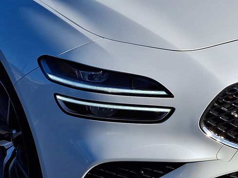 Certified 2026 Genesis G70 2.5T Prestige AWD/4WD image 9