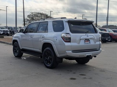 Used 2023 Toyota 4Runner SR5 Premium image 8