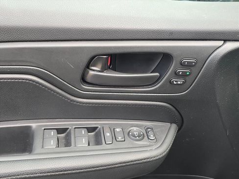 Used 2023 Honda Odyssey EX-L image 7