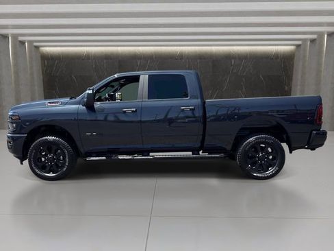 Used 2026 RAM 2500 Big Horn AWD/4WD image 2