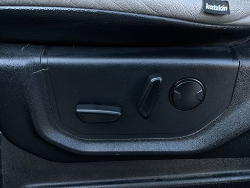 Used 2019 Ford F150 XLT w/ Equipment Group 302A Luxury image 12