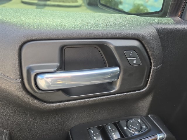 Used 2020 Chevrolet Silverado 1500 LT Trail Boss w/ Convenience Package AWD/4WD image 18