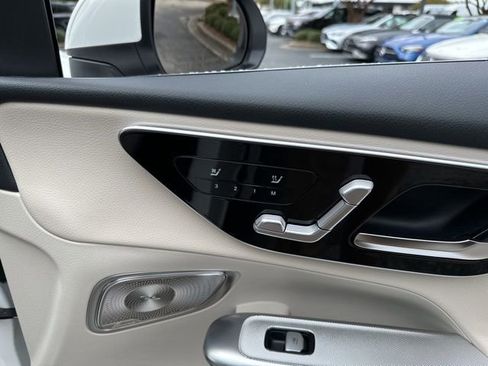 New 2026 Mercedes-Benz GLC 300 4MATIC image 39