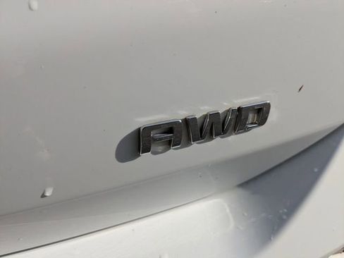 Used 2023 Chevrolet Equinox LS image 14