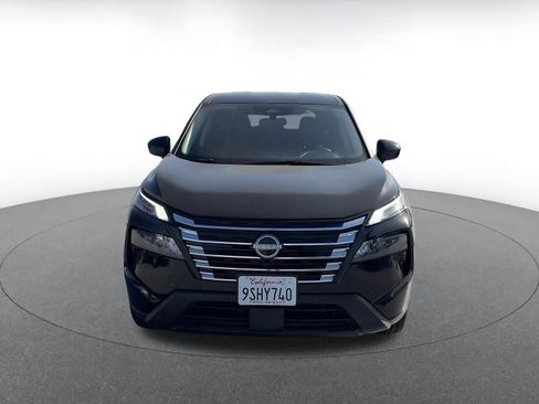 Used 2025 Nissan Rogue SV FWD image 4
