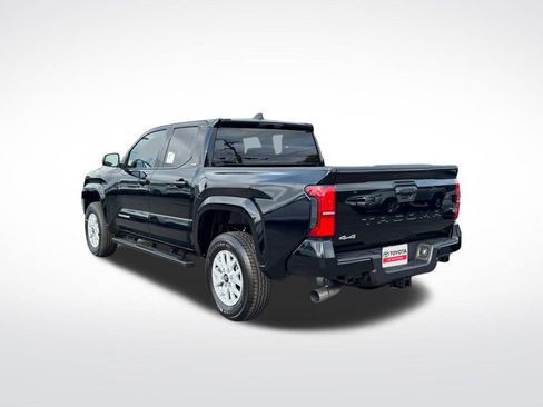 New 2025 Toyota Tacoma SR5 image 3