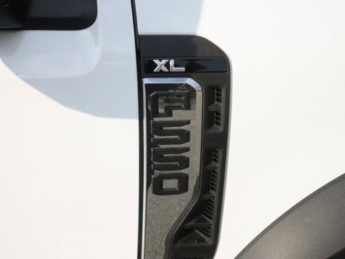 New 2024 Ford F550 2WD Regular Cab Super Duty image 24