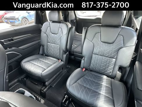Certified 2025 Kia Telluride SX Prestige X-Line AWD/4WD image 27