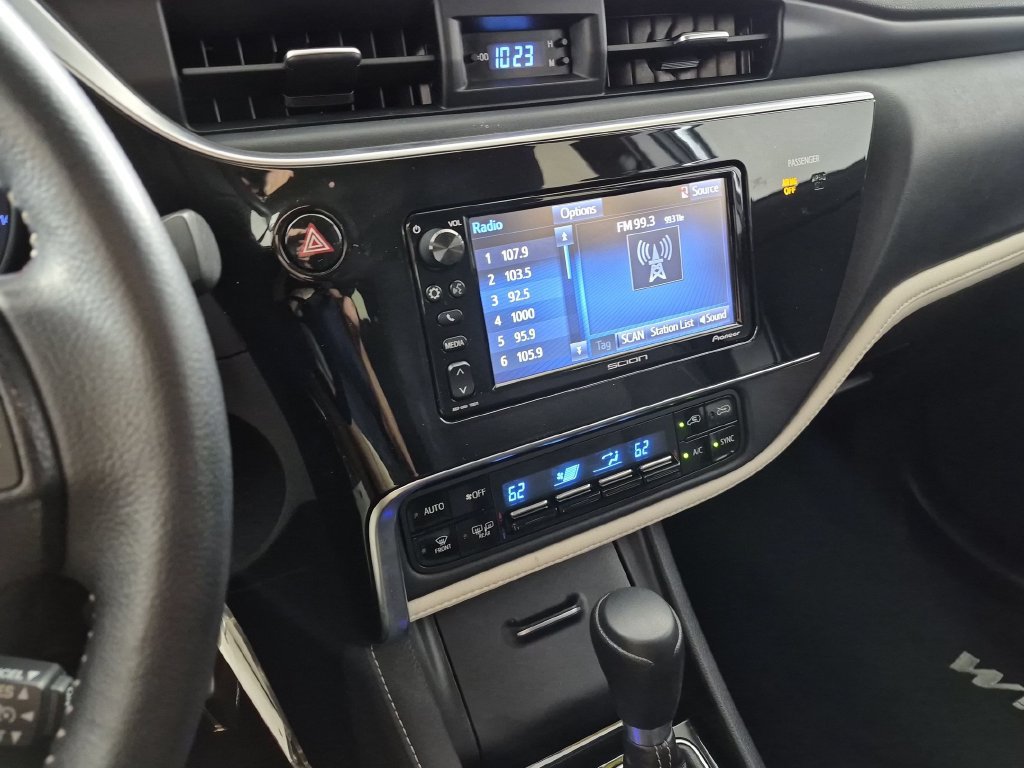 Used 2016 Scion iM FWD image 18
