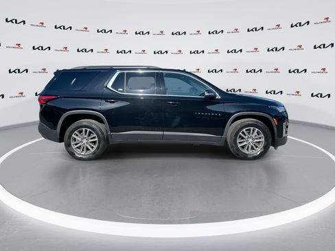 Used 2024 Chevrolet Traverse LT AWD/4WD image 9