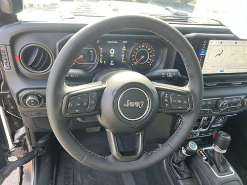 New 2026 Jeep Gladiator Rubicon image 16