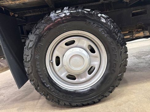 Used 2022 Ford F250 XL w/ Power Equipment Group AWD/4WD image 37