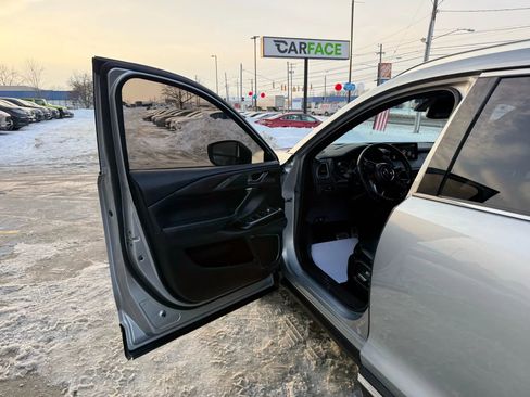 Used 2018 MAZDA CX-9 Grand Touring image 18