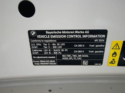 Used 2024 BMW 430i Coupe w/ Convenience Package image 49