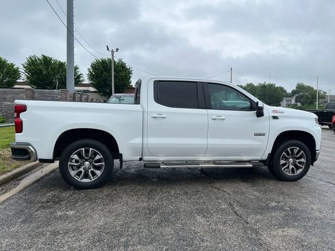 Used 2021 Chevrolet Silverado 1500 LT w/ Texas Edition Plus AWD/4WD image 2