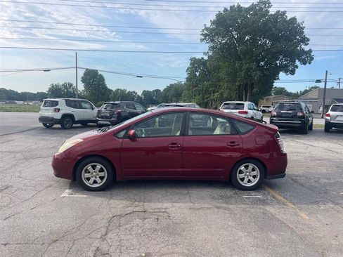 Used 2004 Toyota Prius w/ Pkg 9 FWD image 8