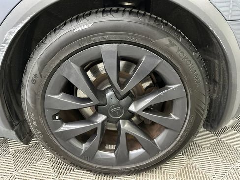 Used 2023 Tesla Model X AWD/4WD image 22