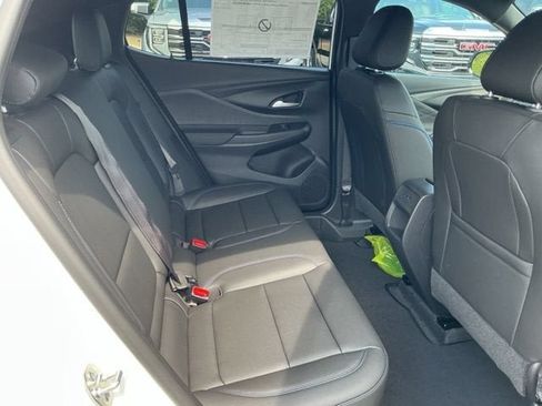 New 2026 Buick Envista Sport Touring w/ Convenience I Package FWD image 17