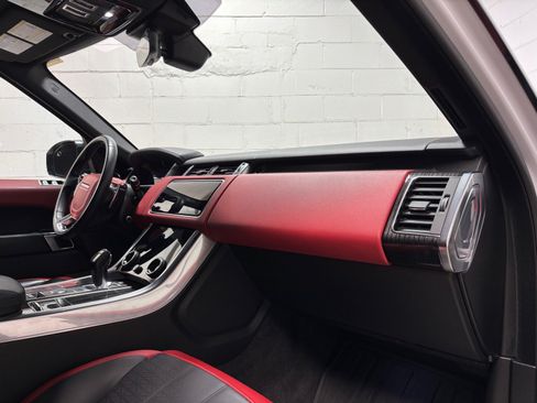 Used 2019 Land Rover Range Rover Sport HSE Dynamic AWD/4WD image 31
