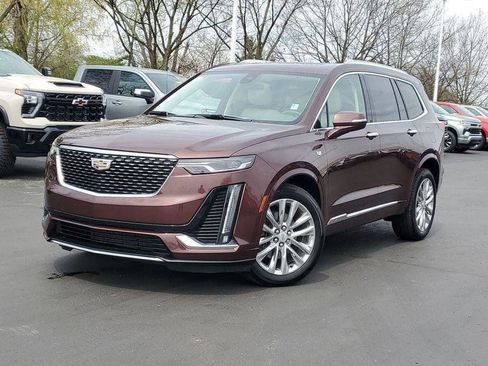 Certified 2022 Cadillac XT6 Premium Luxury w/ LPO, Floor Liner Package AWD/4WD image 2