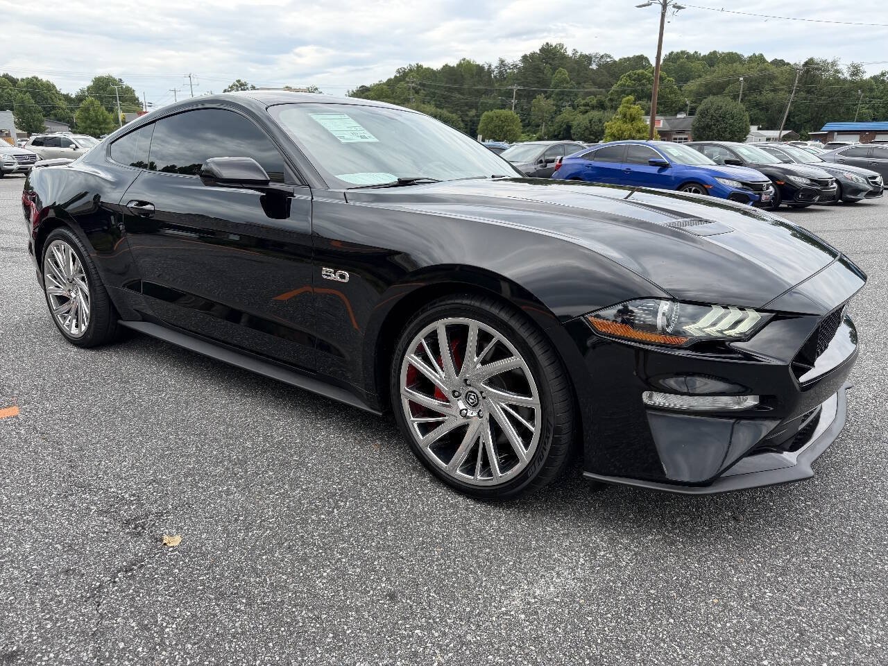 Used 2020 Ford Mustang GT RWD image 5