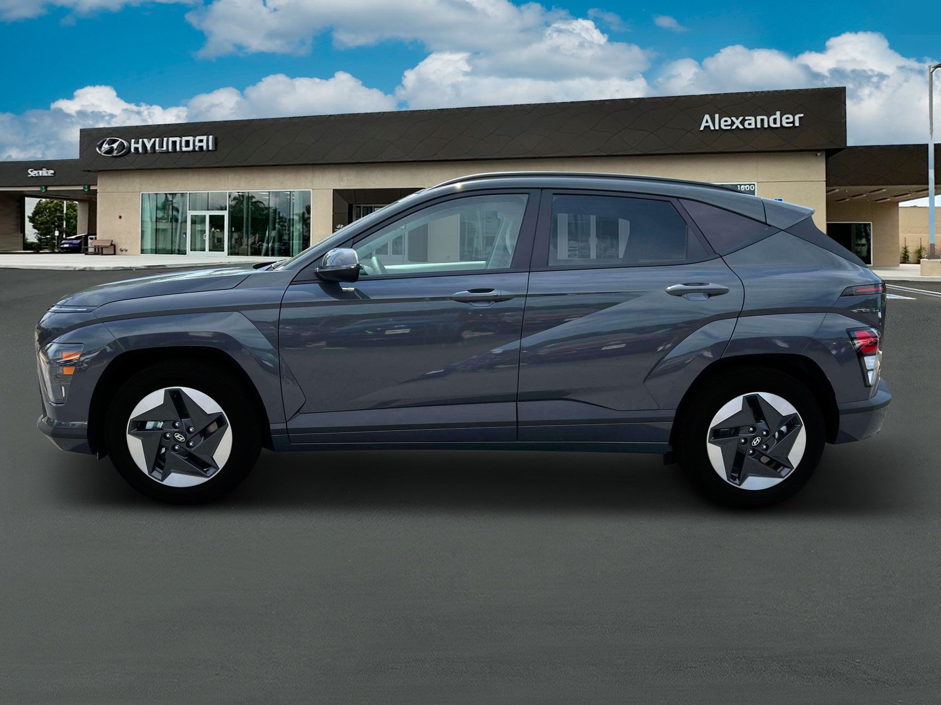 New 2025 Hyundai Kona SEL FWD image 3