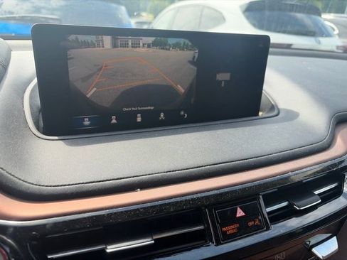 Used 2023 Acura MDX FWD w/ Technology Package image 12