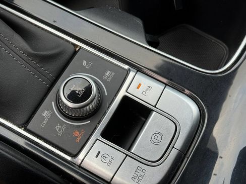 Used 2025 Kia Telluride S AWD/4WD image 51