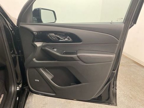 Certified 2023 Chevrolet Traverse RS image 27
