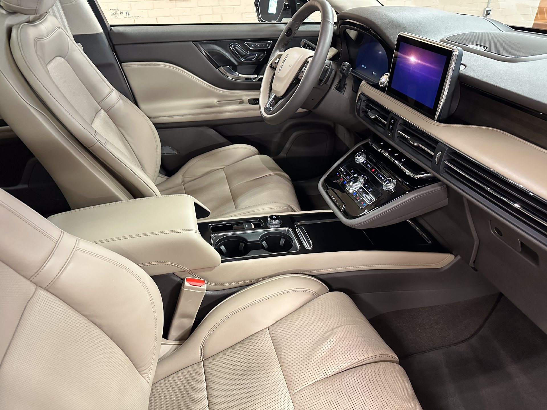 Used 2022 Lincoln Corsair Grand Touring w/ Elements Technology Bundle AWD/4WD image 24