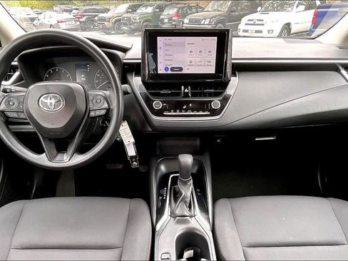 Used 2024 Toyota Corolla LE image 14