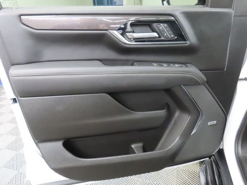 Used 2025 GMC Yukon Elevation w/ Elevation Premium Package image 73