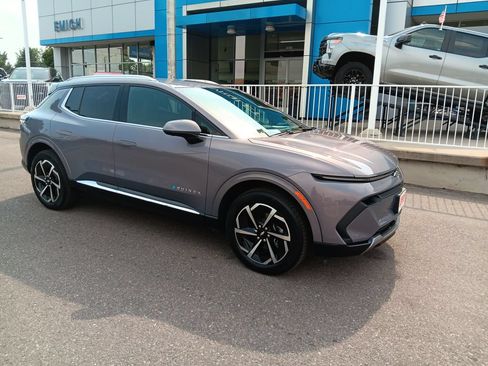 Used 2024 Chevrolet Equinox EV LT AWD/4WD image 7