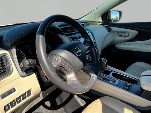 Used 2023 Nissan Murano Platinum AWD/4WD image 17