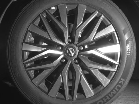 Used 2025 Nissan Altima 2.5 SV image 12