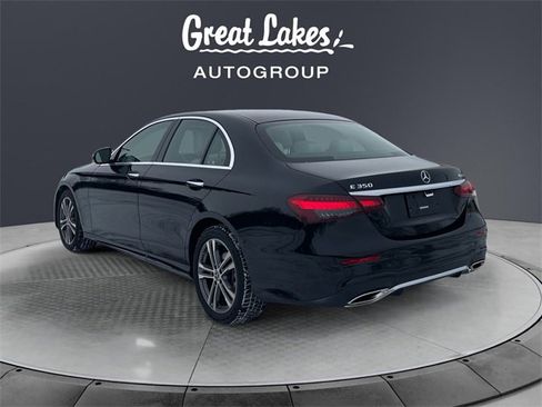 Used 2023 Mercedes-Benz E 350 4MATIC Sedan image 3