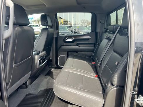 Used 2022 Chevrolet Silverado 1500 LTZ w/ LTZ Convenience Package II AWD/4WD image 13