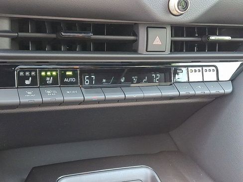 Used 2026 Toyota Crown w/ Advanced Technology Package AWD/4WD image 17