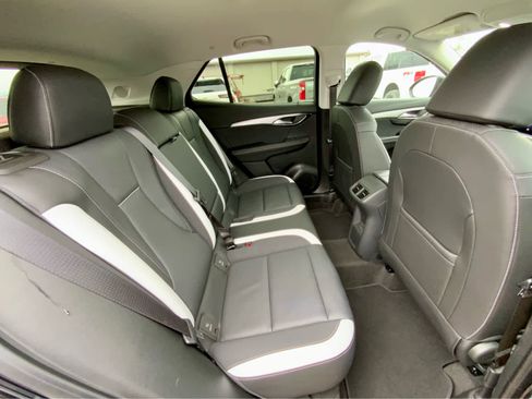 Used 2025 Buick Envision Sport Touring image 25